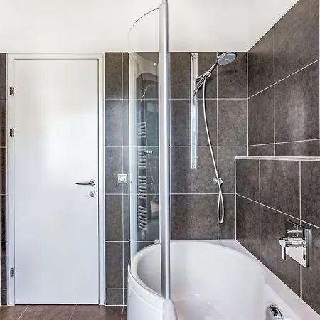 Emma-8 By Interhome Durnberg (Piesendorf)